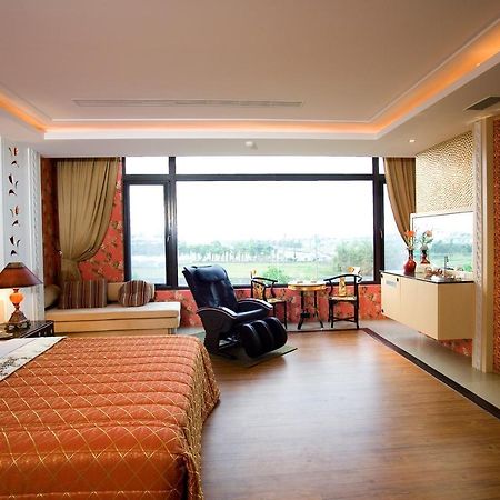 גאושיונג Chateau Motel & Spa מראה חיצוני תמונה